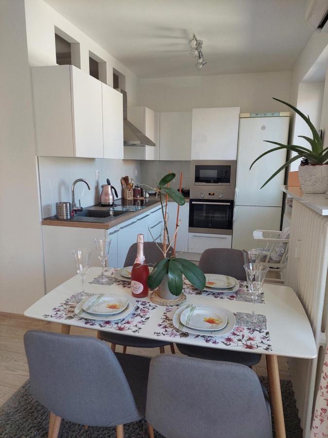 Emily Apartment كَشّا المظهر الخارجي الصورة